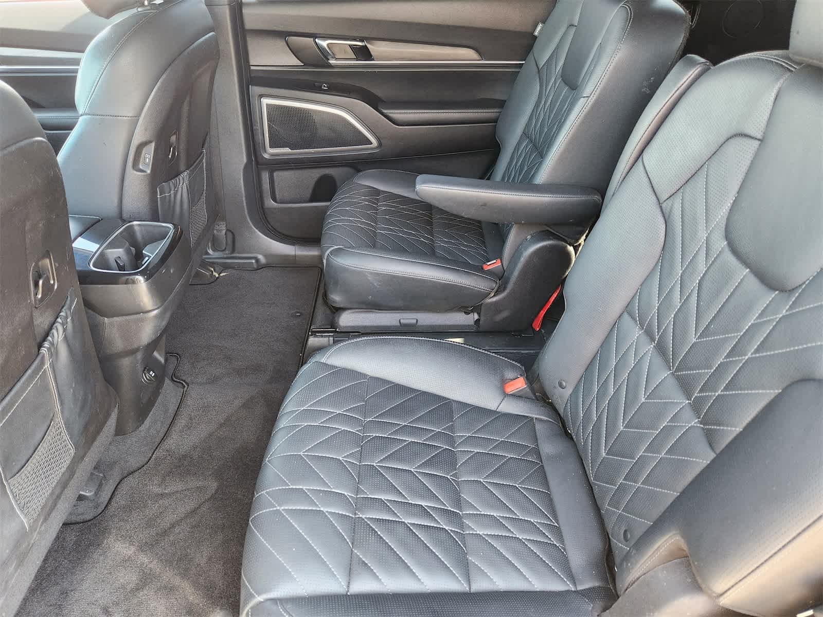 Thumbnail: 2024 Kia Telluride - 25