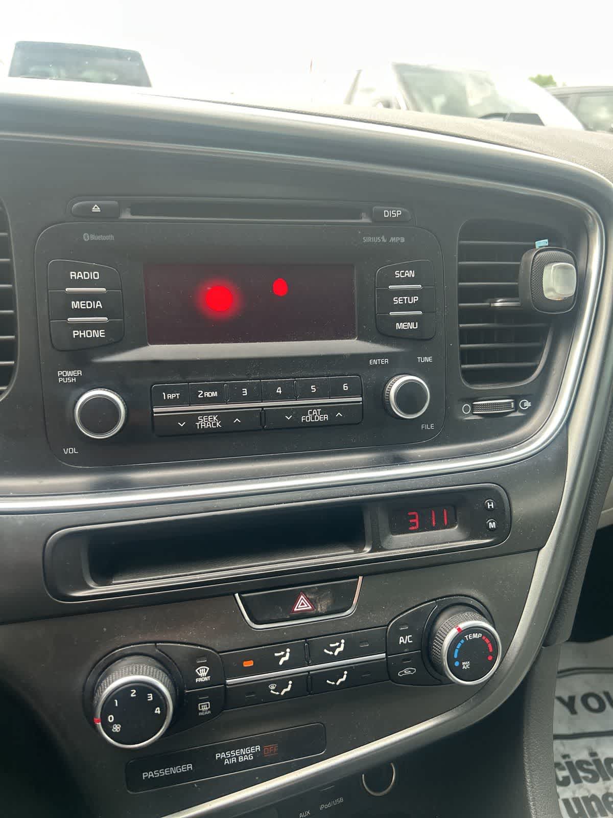 Thumbnail: 2015 Kia Optima - 3