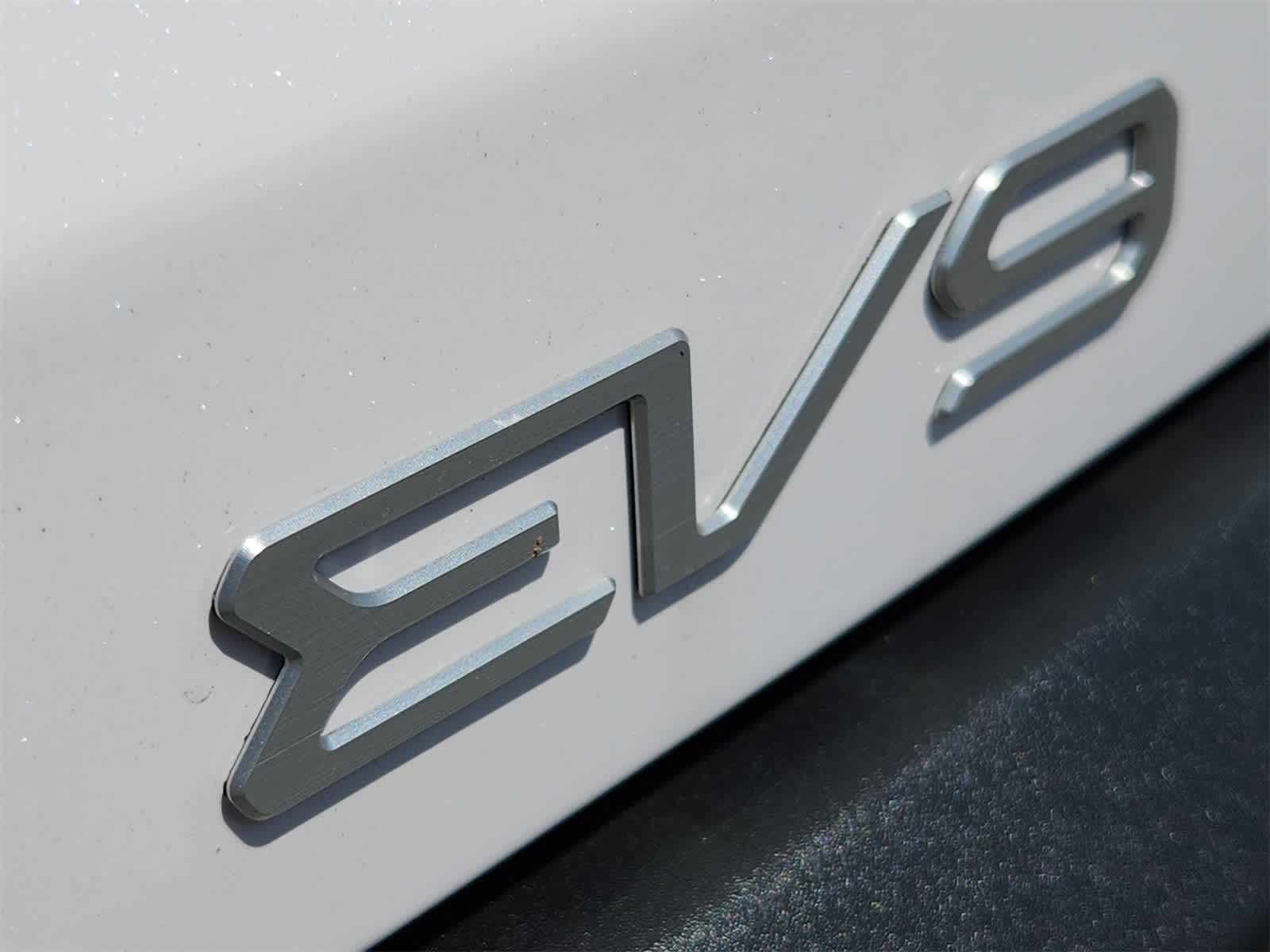 Thumbnail: 2026 Kia EV9 - 9