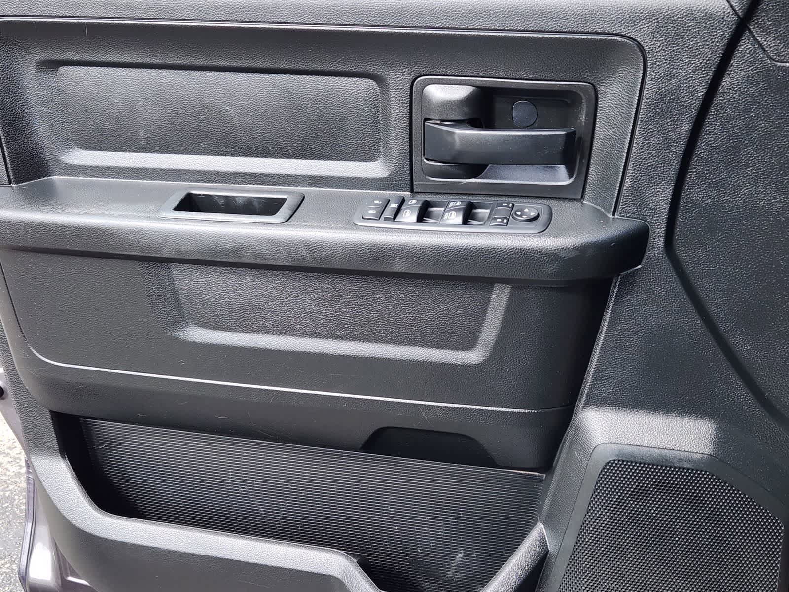 Thumbnail: 2019 RAM 1500 Classic - 20
