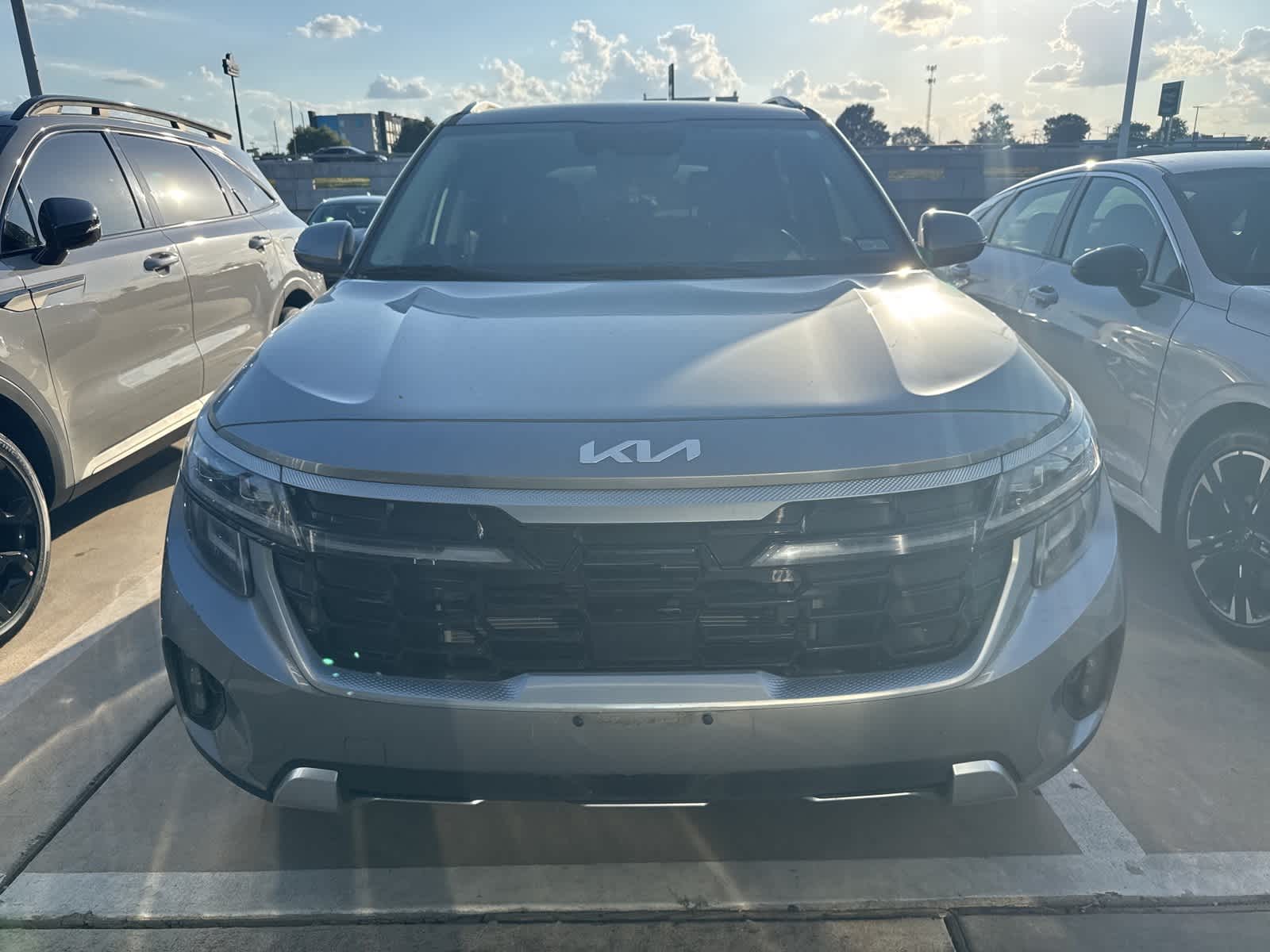 Thumbnail: 2024 Kia Seltos - 2