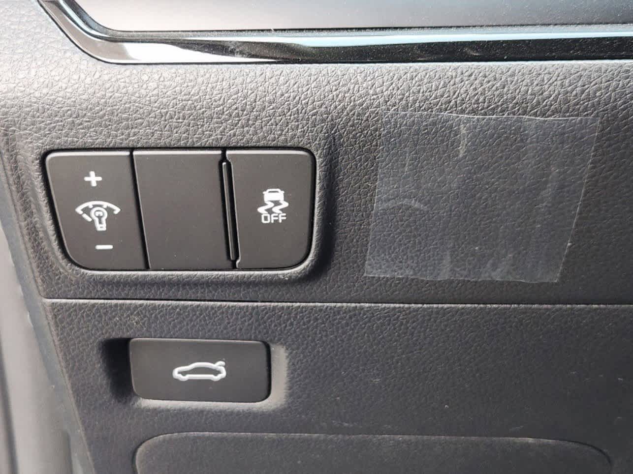 Thumbnail: 2025 Kia K5 - 17