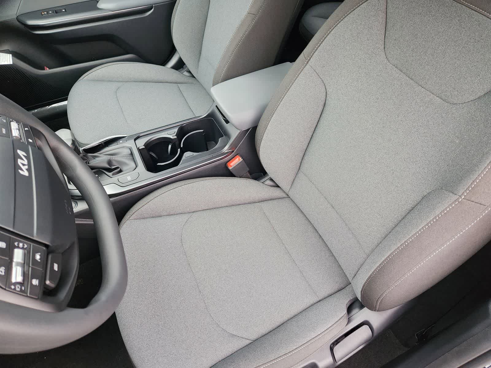 Thumbnail: 2026 Kia K4 - 12