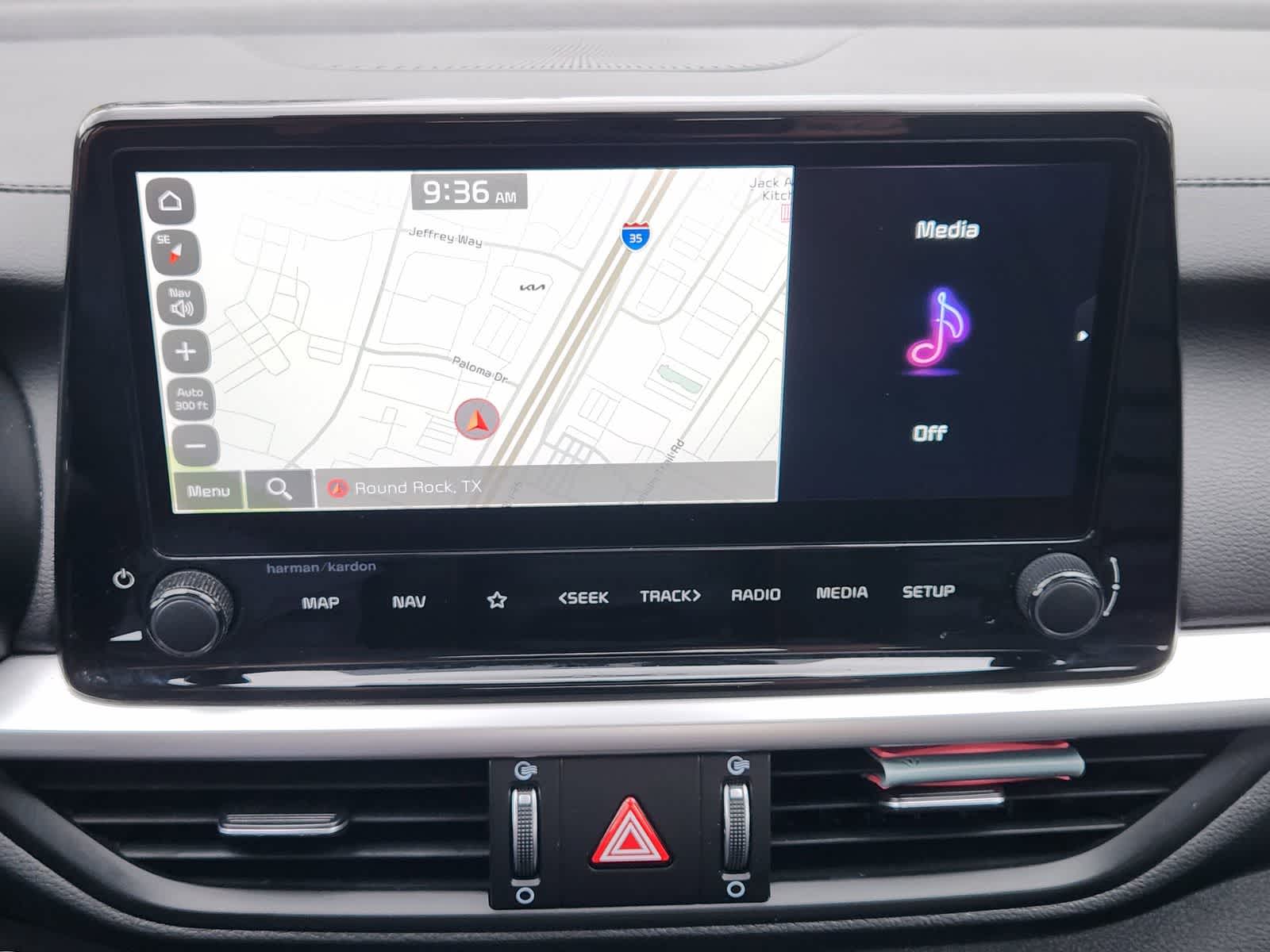 Thumbnail: 2023 Kia Forte - 17