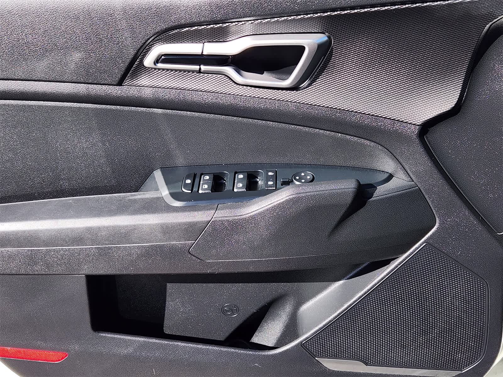 Thumbnail: 2024 Kia Sportage - 21