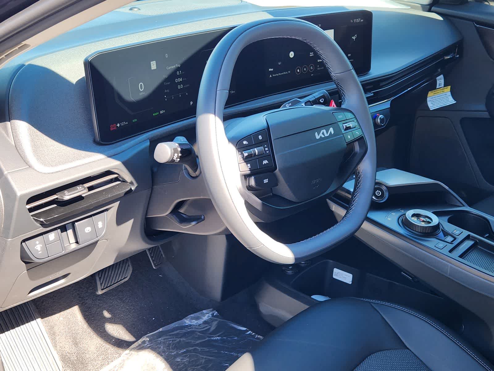 Thumbnail: 2025 Kia EV6 - 2