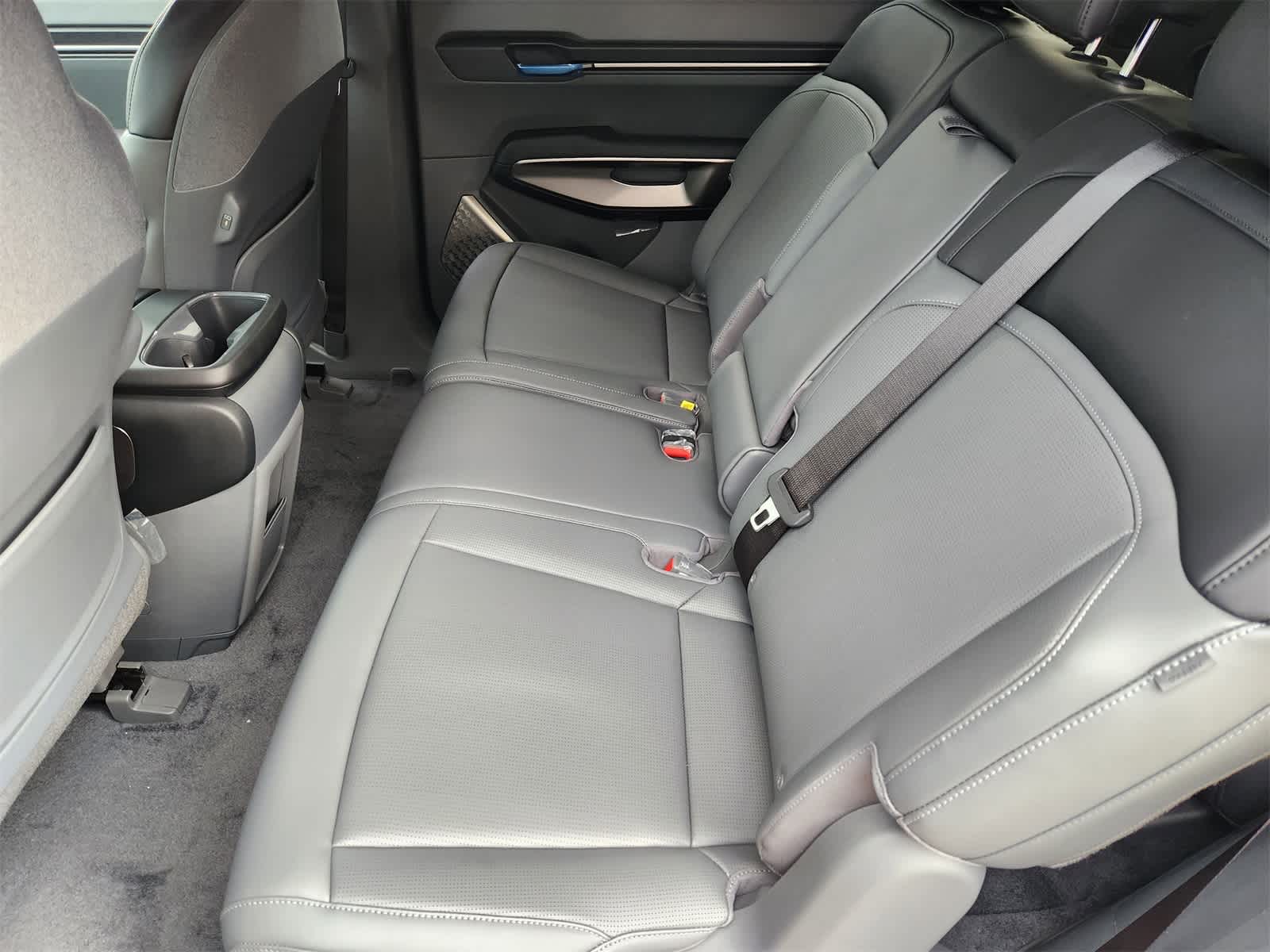 Thumbnail: 2026 Kia EV9 - 22