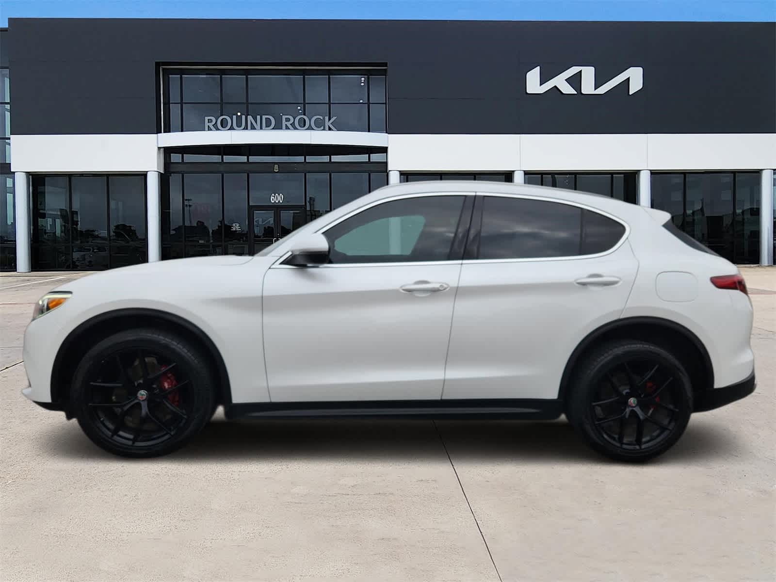 Thumbnail: 2019 Alfa Romeo Stelvio - 4