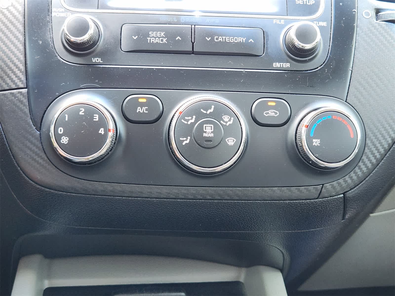 Thumbnail: 2014 Kia Forte - 19