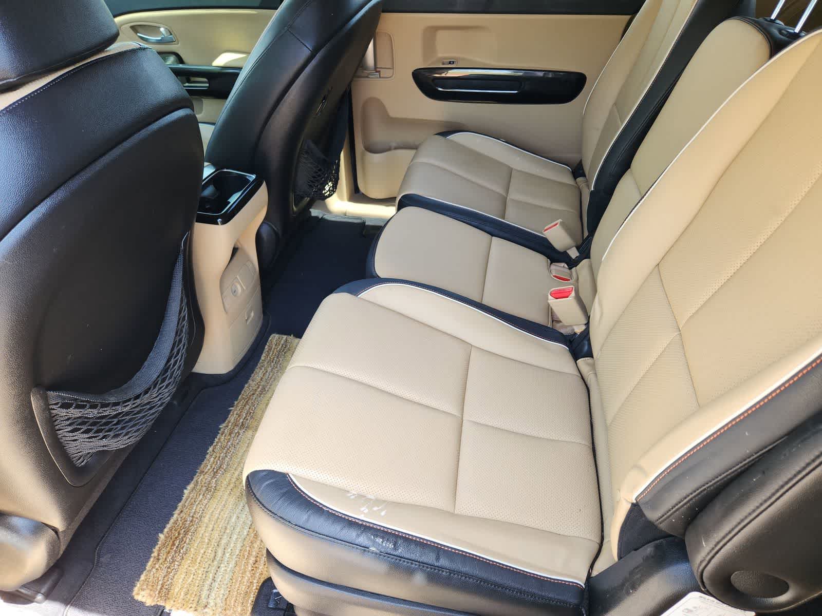 Thumbnail: 2015 Kia Sedona - 29