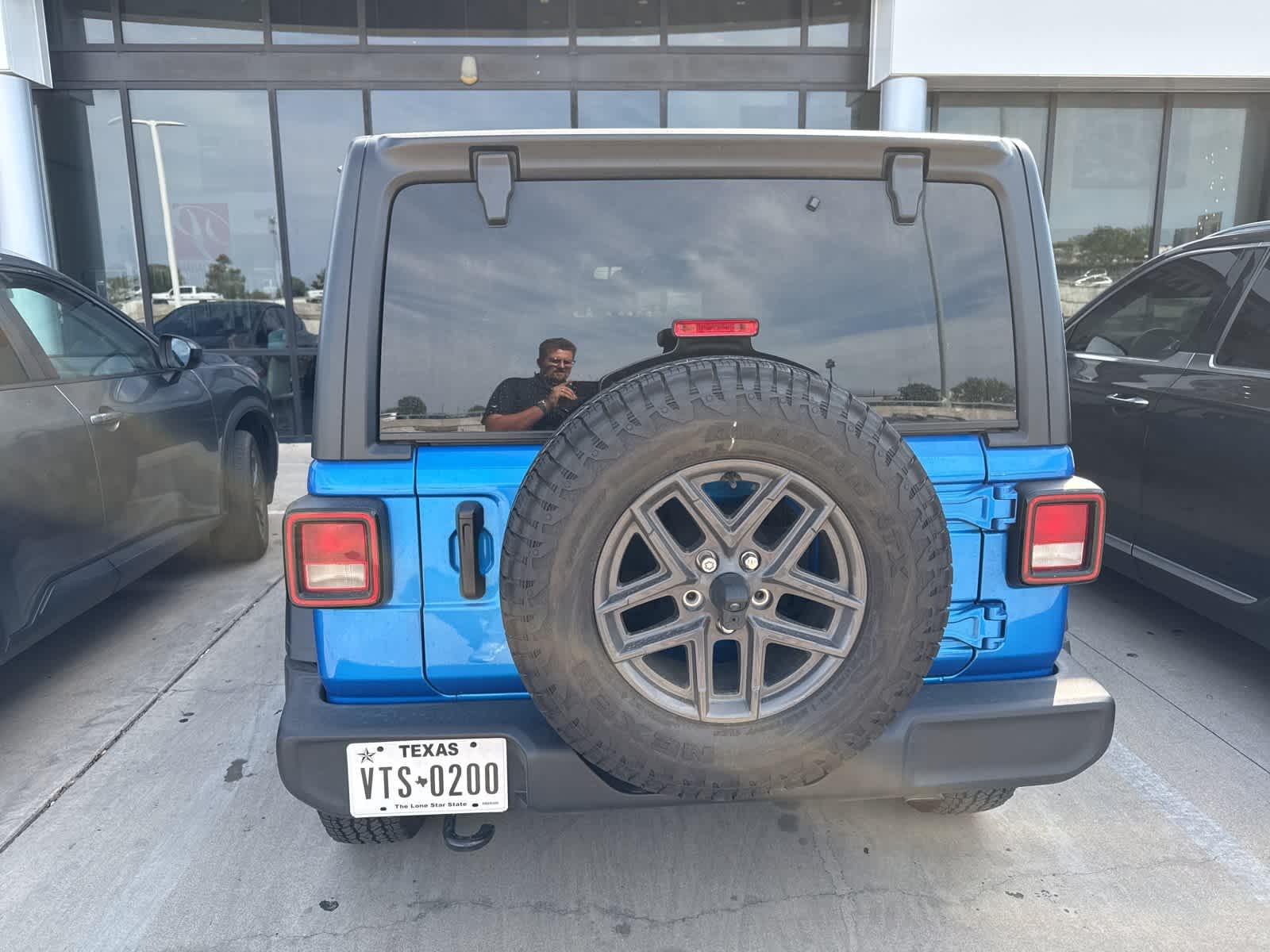 Thumbnail: 2024 Jeep Wrangler - 5