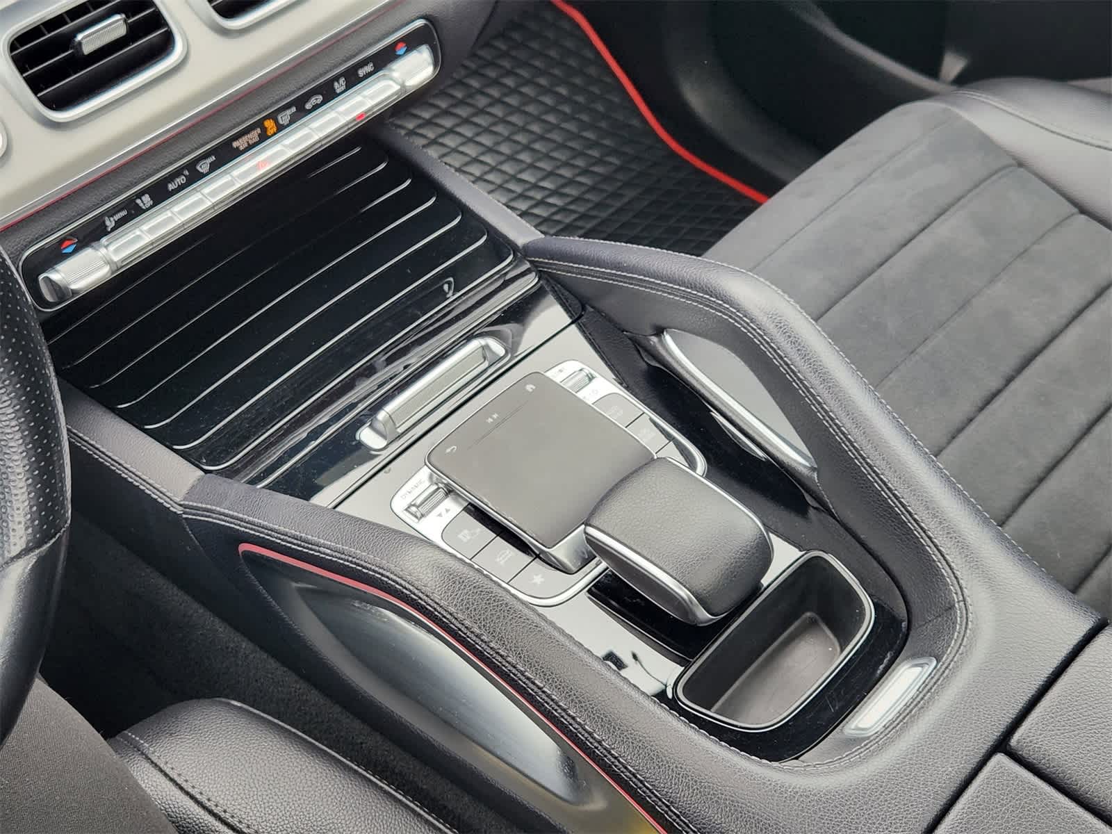 Thumbnail: 2020 Mercedes-Benz GLE - 18