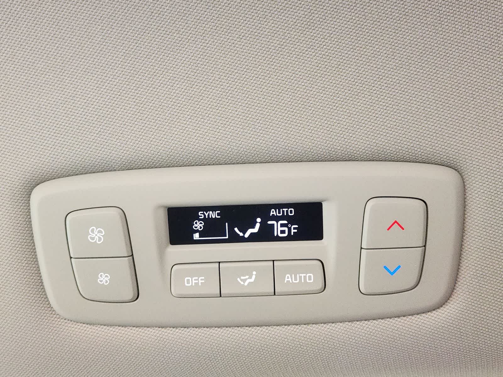 Thumbnail: 2026 Kia Carnival - 23