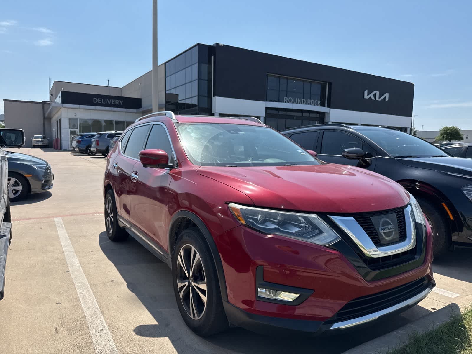 2017 Nissan Rogue SL photo 3
