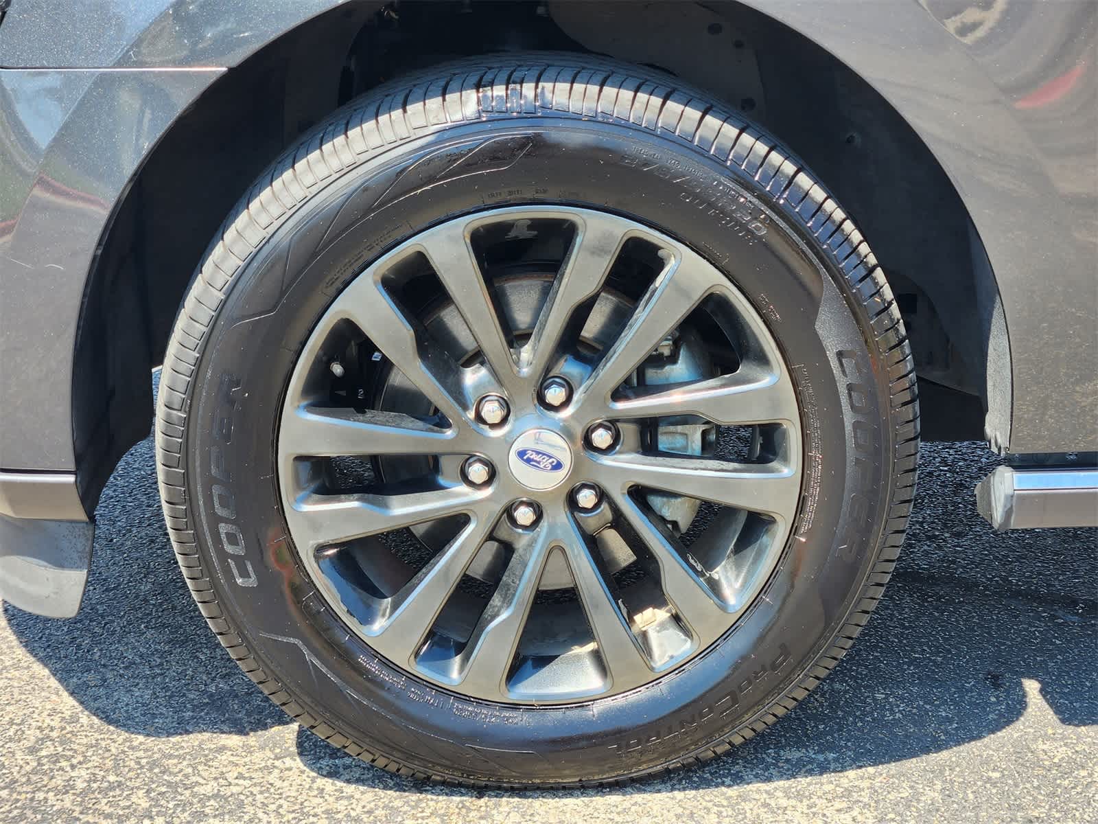 Thumbnail: 2019 Ford Expedition - 9