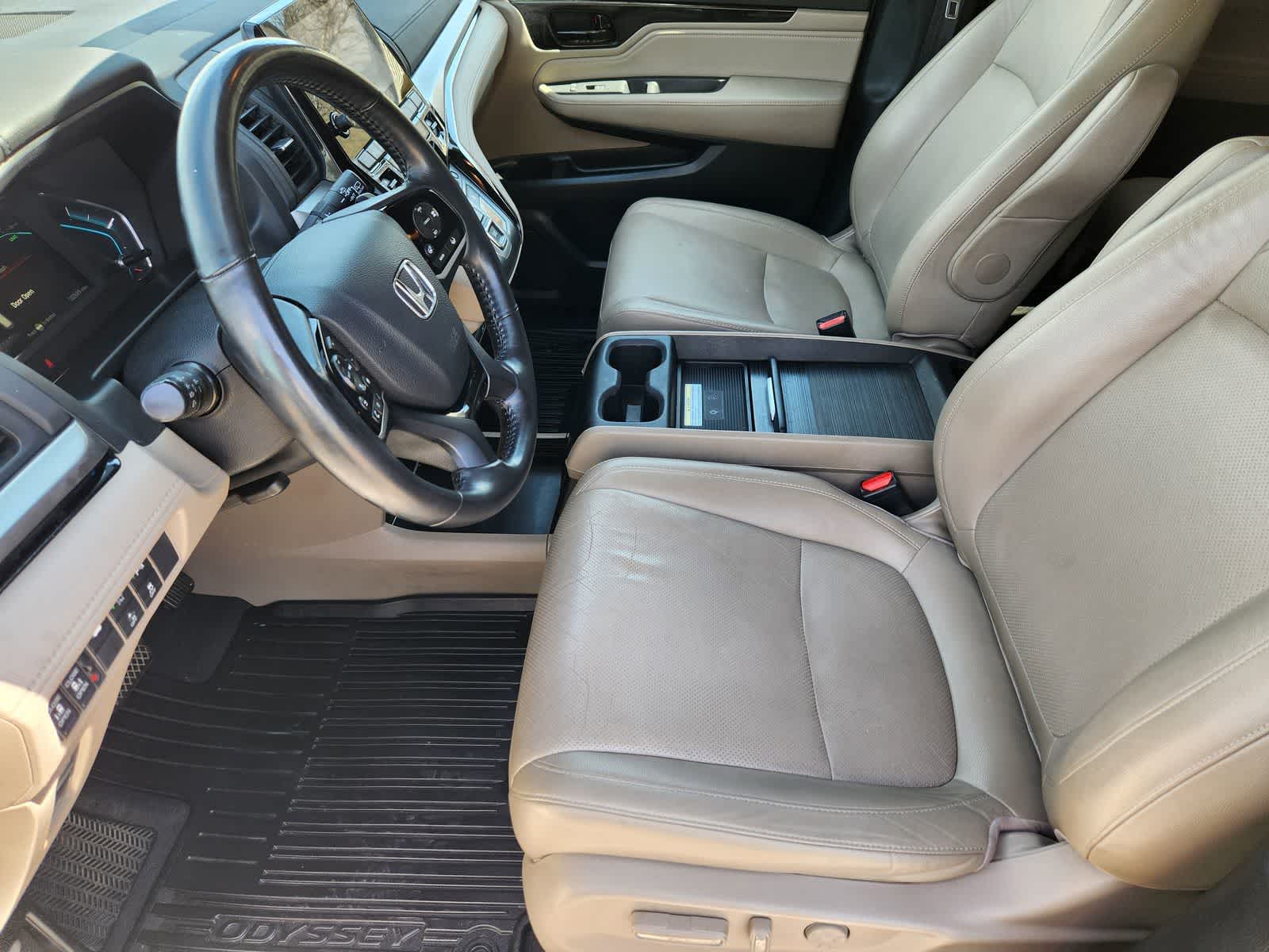 Thumbnail: 2018 Honda Odyssey - 12