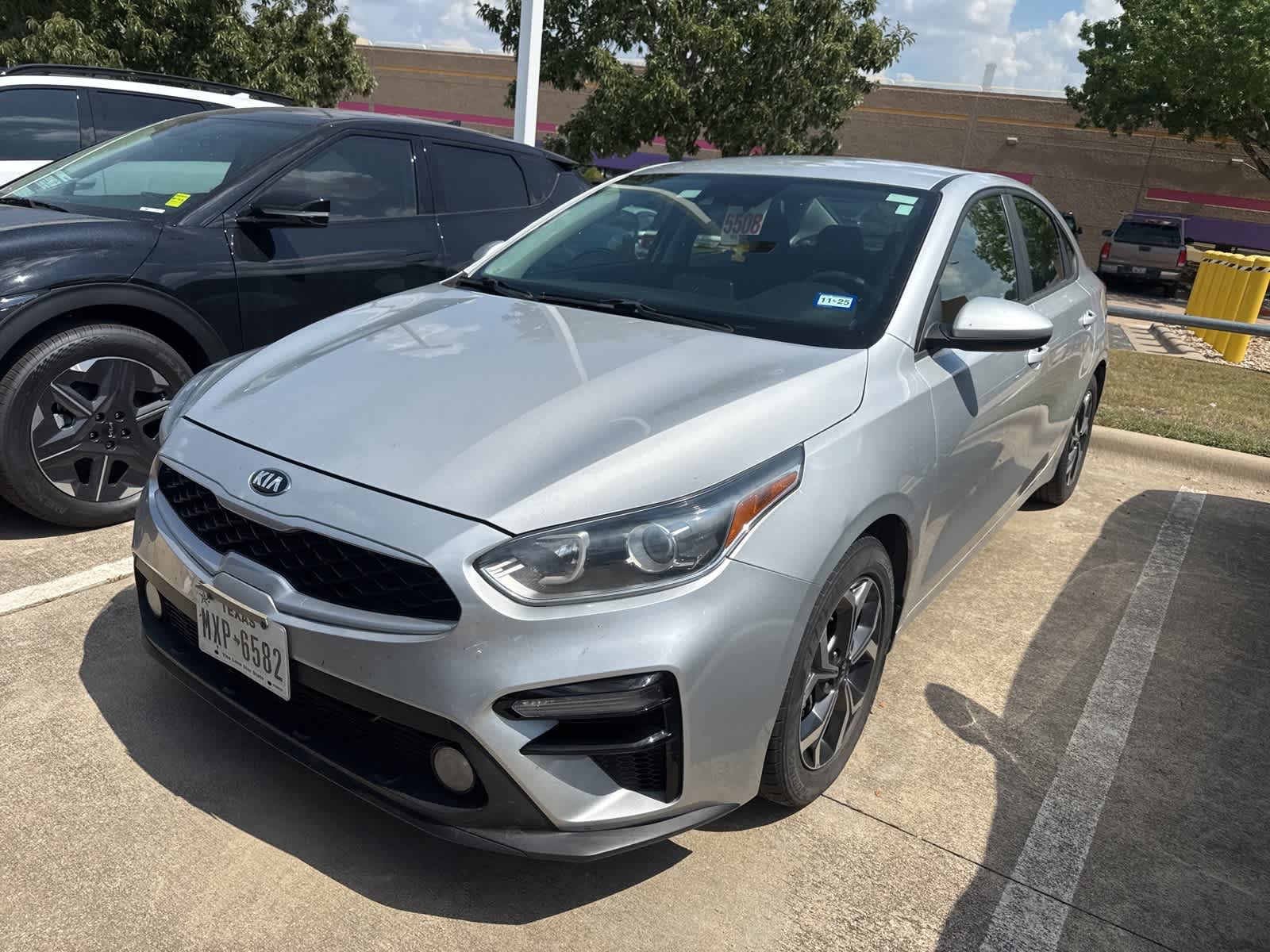 Thumbnail: 2020 Kia Forte - 1