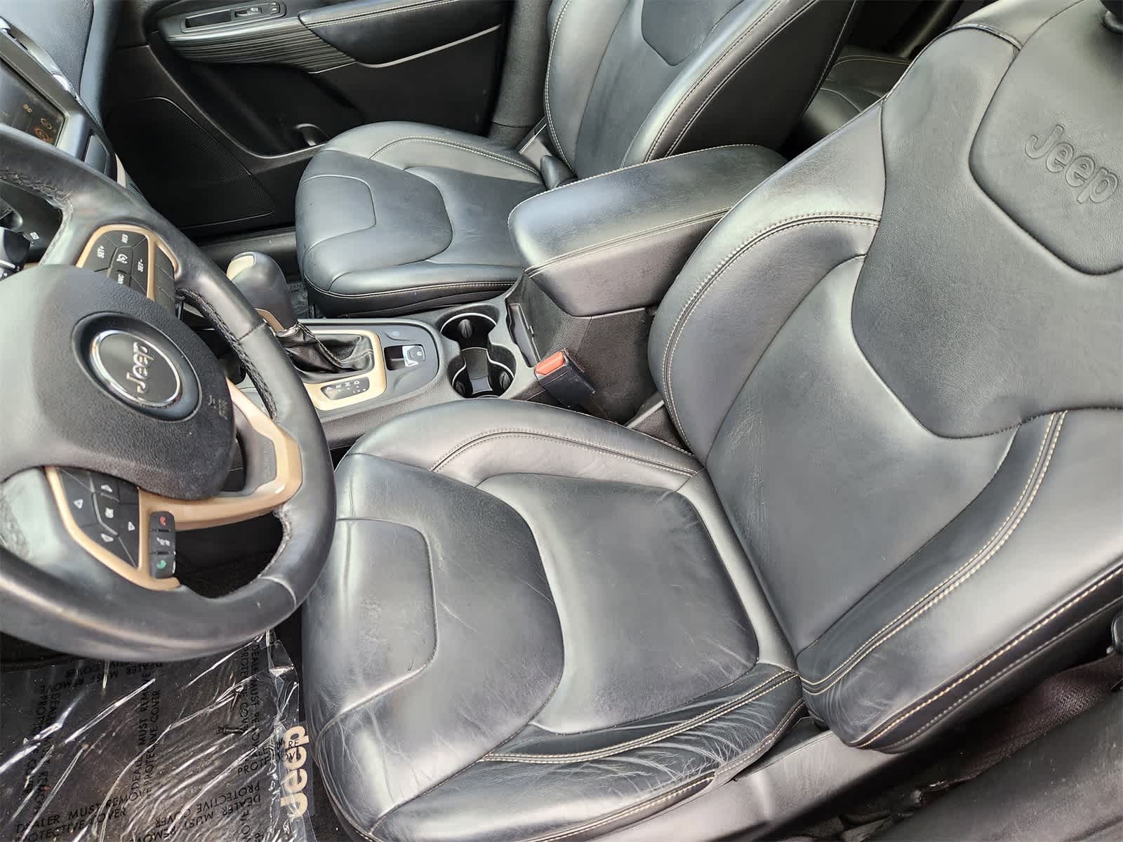 Thumbnail: 2016 Jeep Cherokee - 12