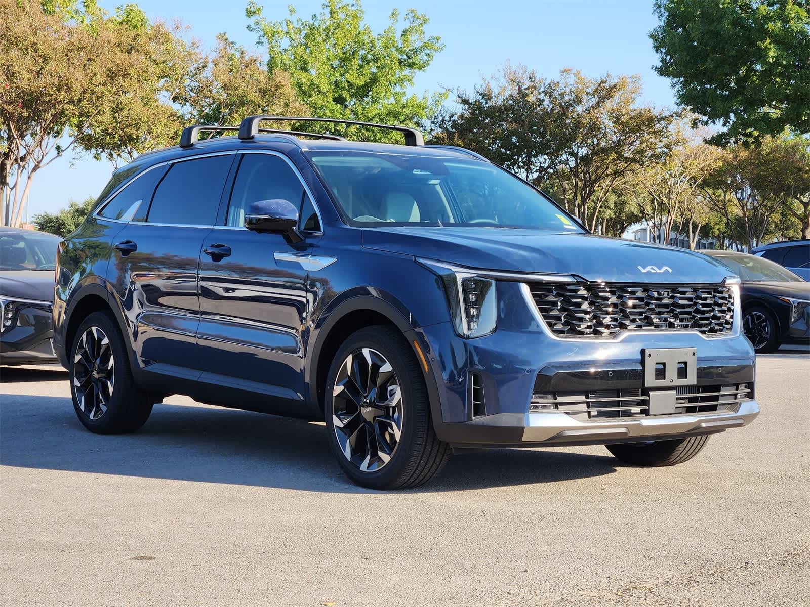 Thumbnail: 2026 Kia Sorento - 3