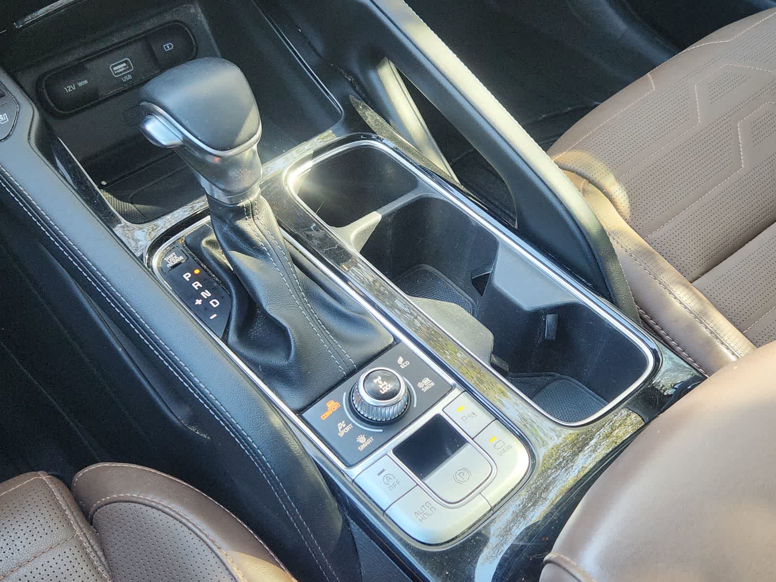 Thumbnail: 2022 Kia Telluride - 19