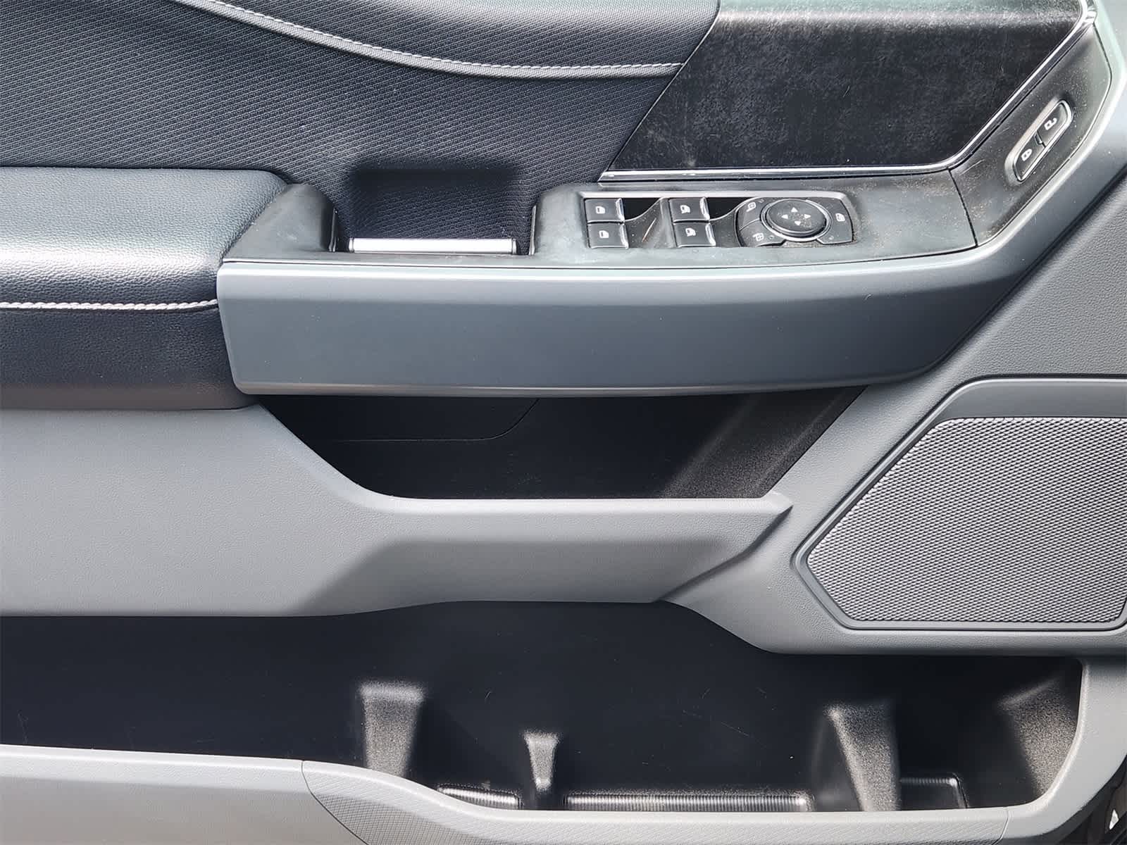 Thumbnail: 2021 Ford F-150 - 21