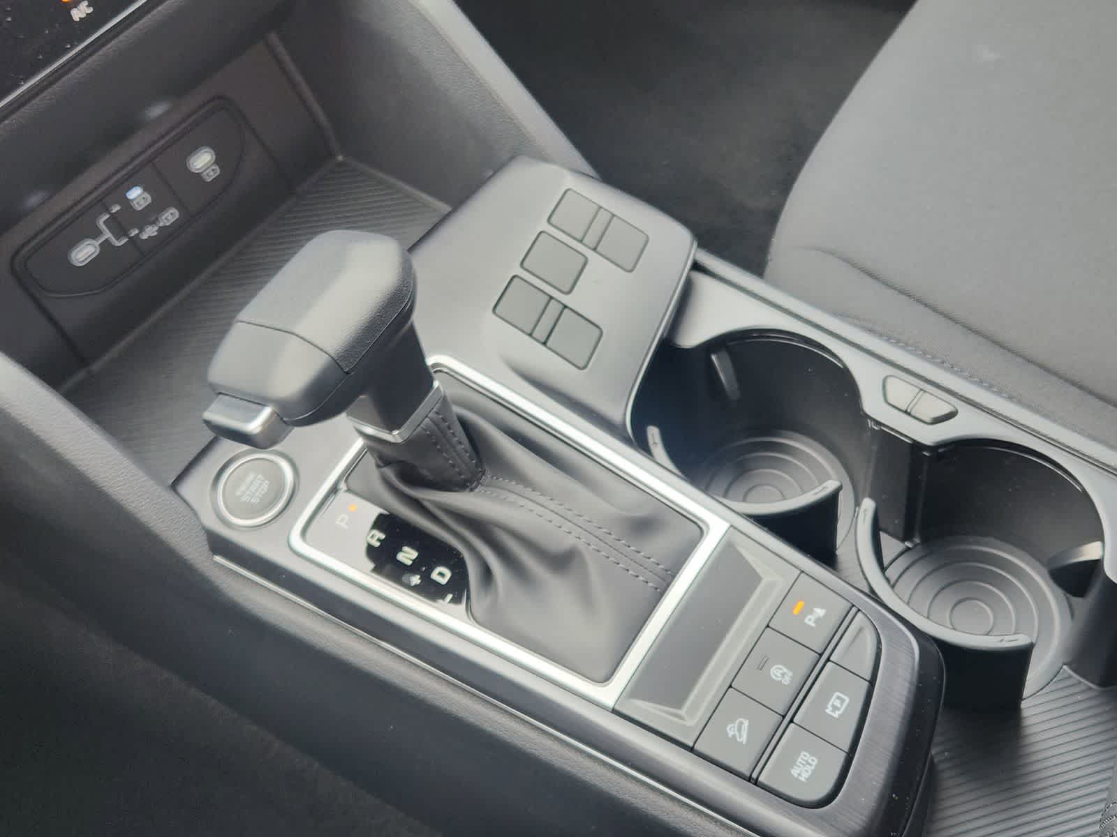 Thumbnail: 2026 Kia Sportage - 16