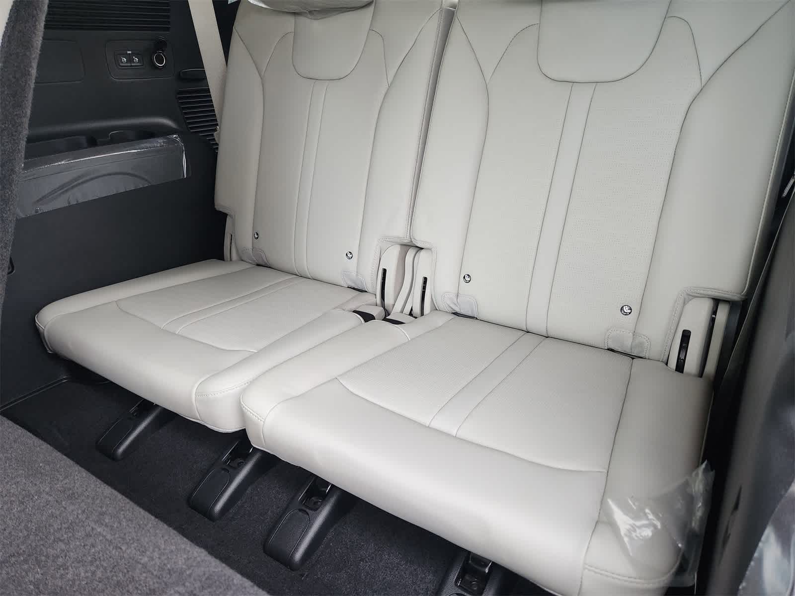 Thumbnail: 2026 Kia Sorento - 28