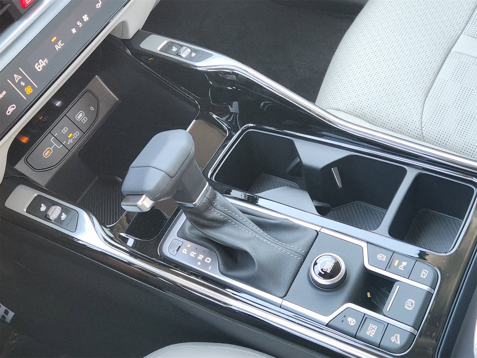 Thumbnail: 2026 Kia Sorento - 19