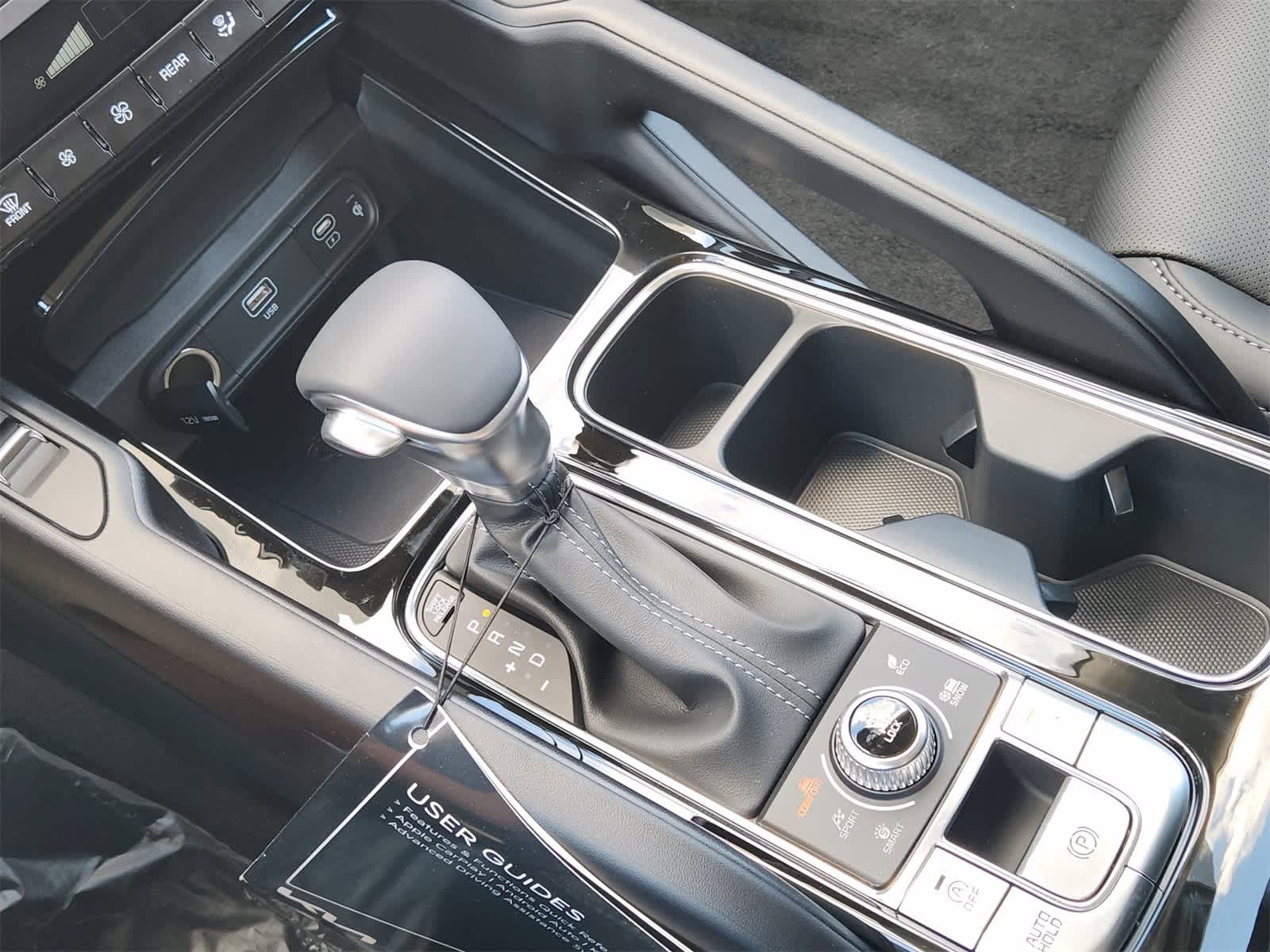 Thumbnail: 2025 Kia Telluride - 17