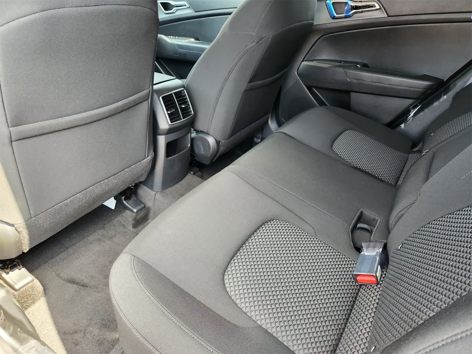 Thumbnail: 2025 Kia Sportage - 19