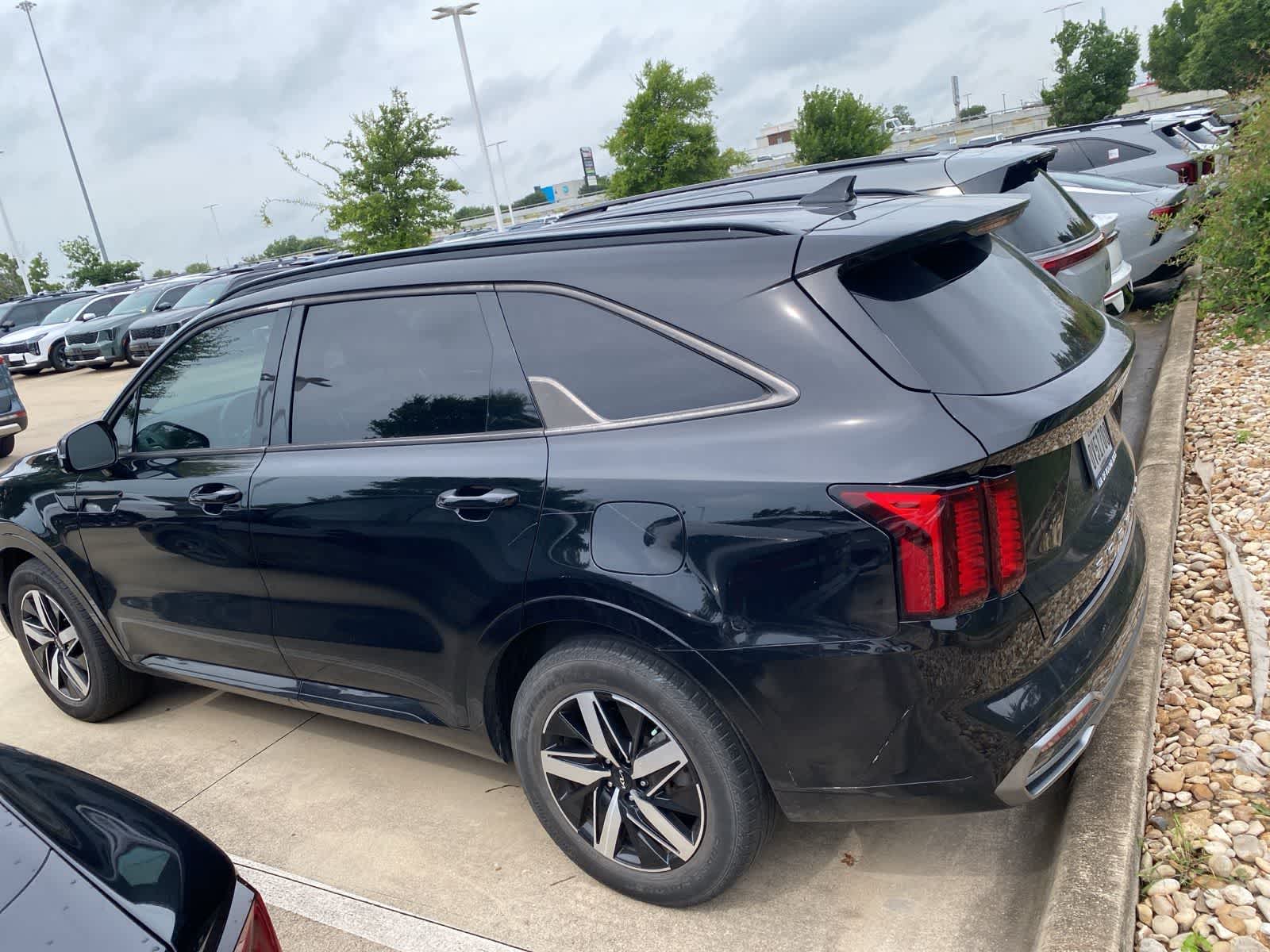 Thumbnail: 2022 Kia Sorento - 6