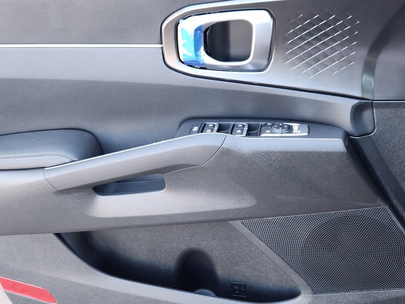 Thumbnail: 2025 Kia Sorento - 16