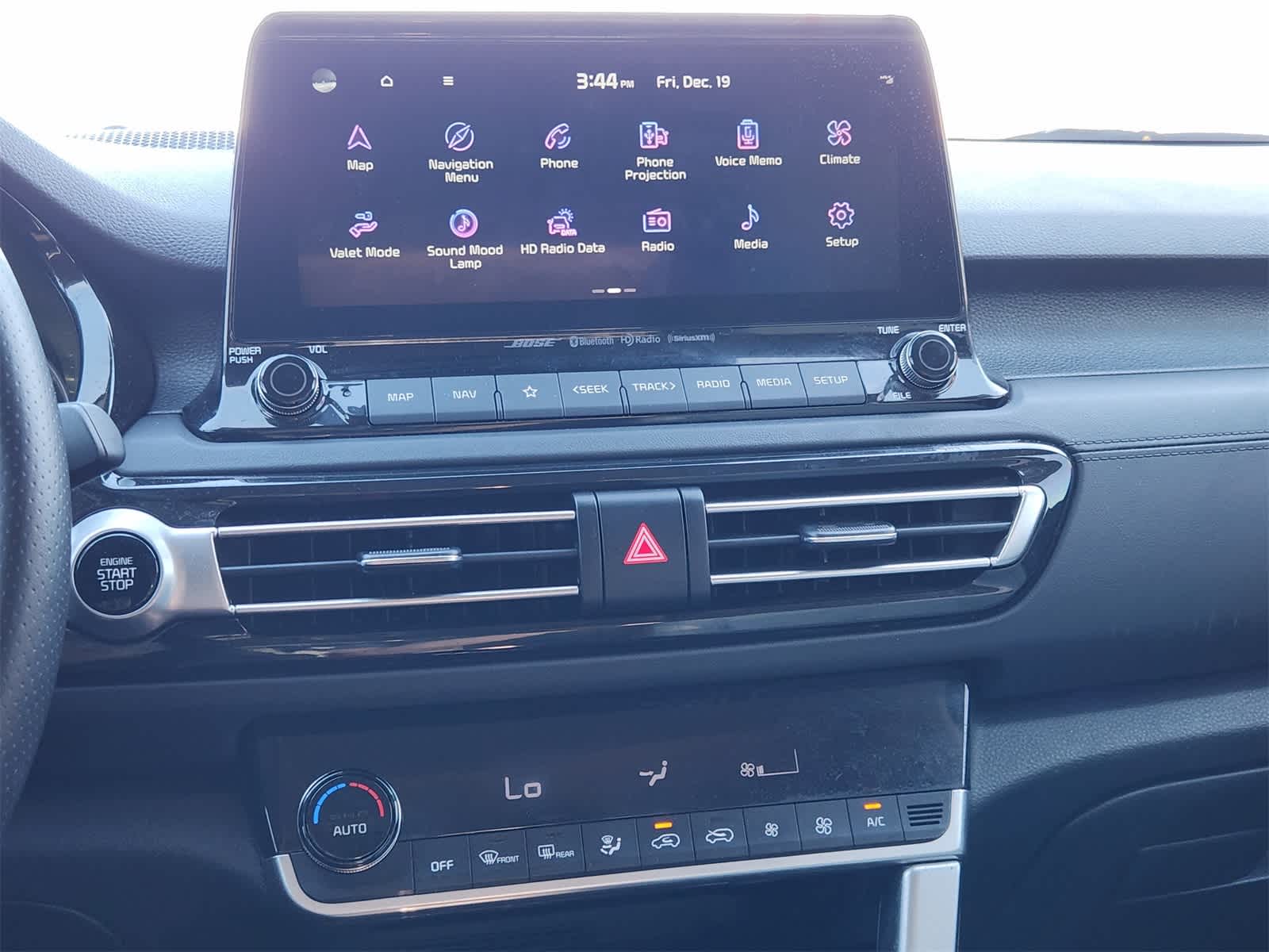 Thumbnail: 2023 Kia Seltos - 16