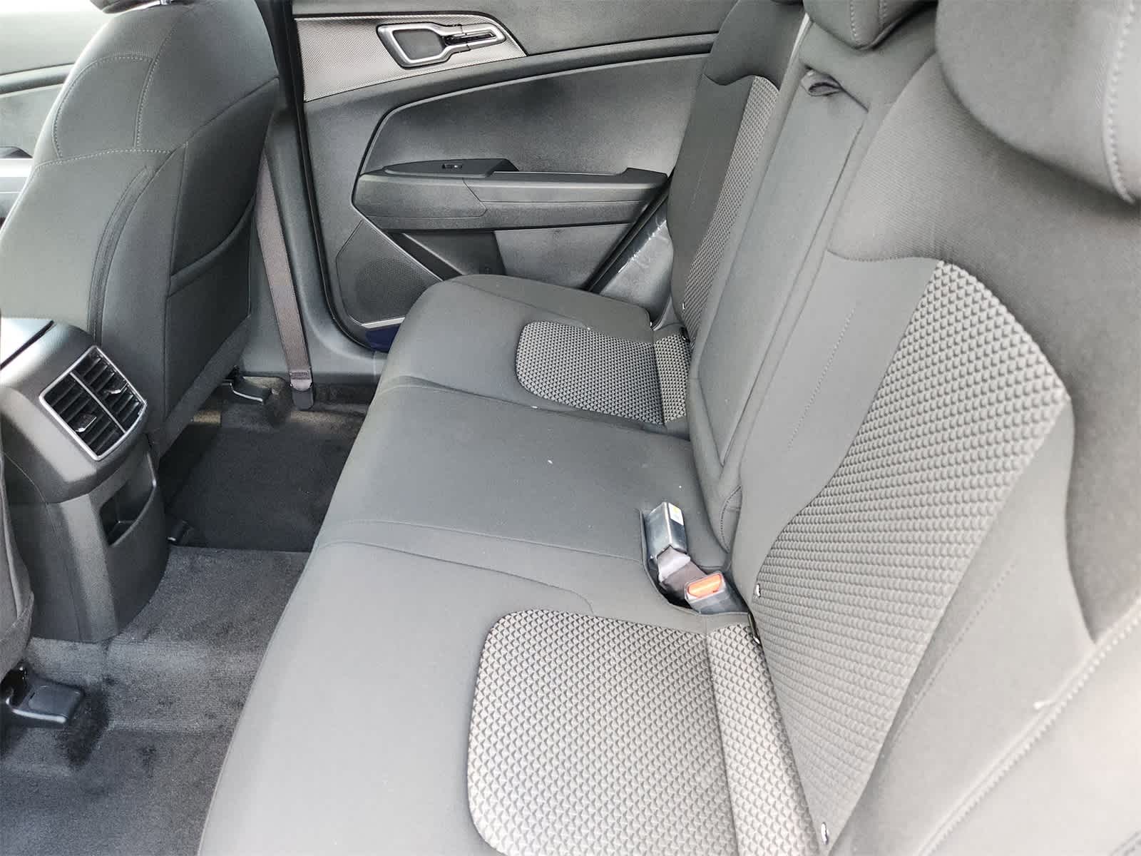 Thumbnail: 2025 Kia Sportage - 21