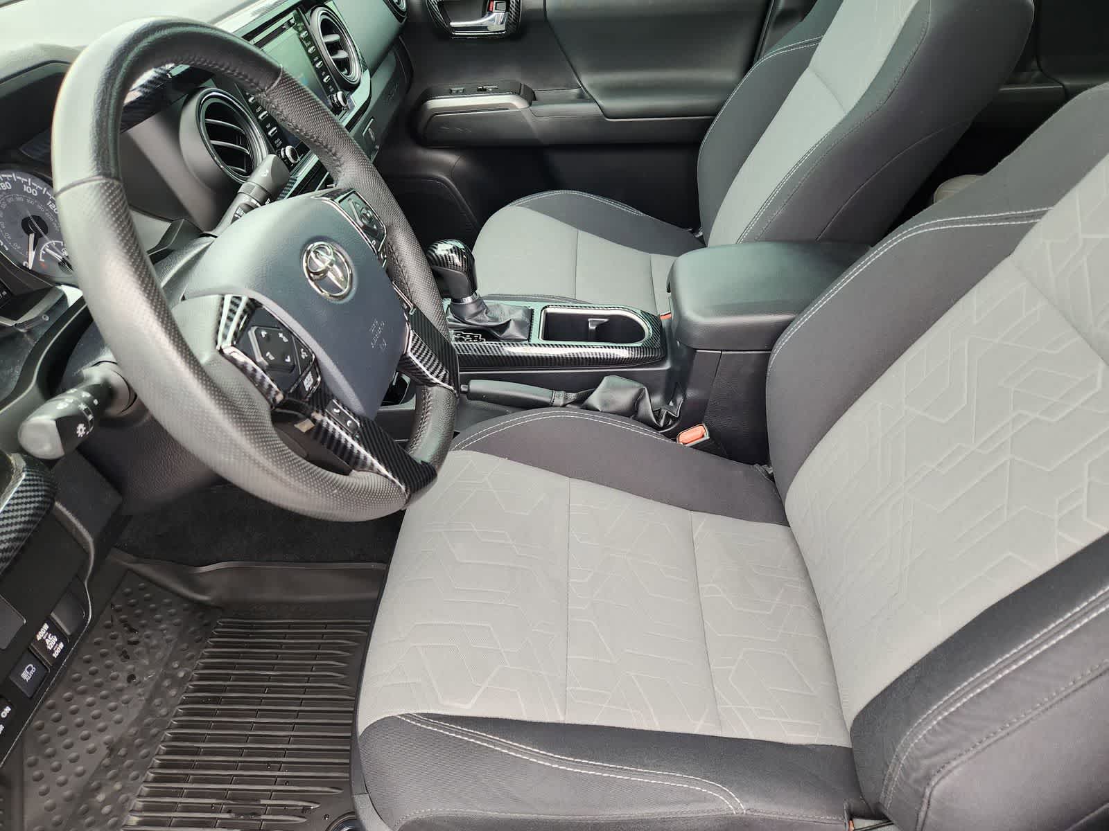 2020 Toyota Tacoma TRD Sport - Photo 11