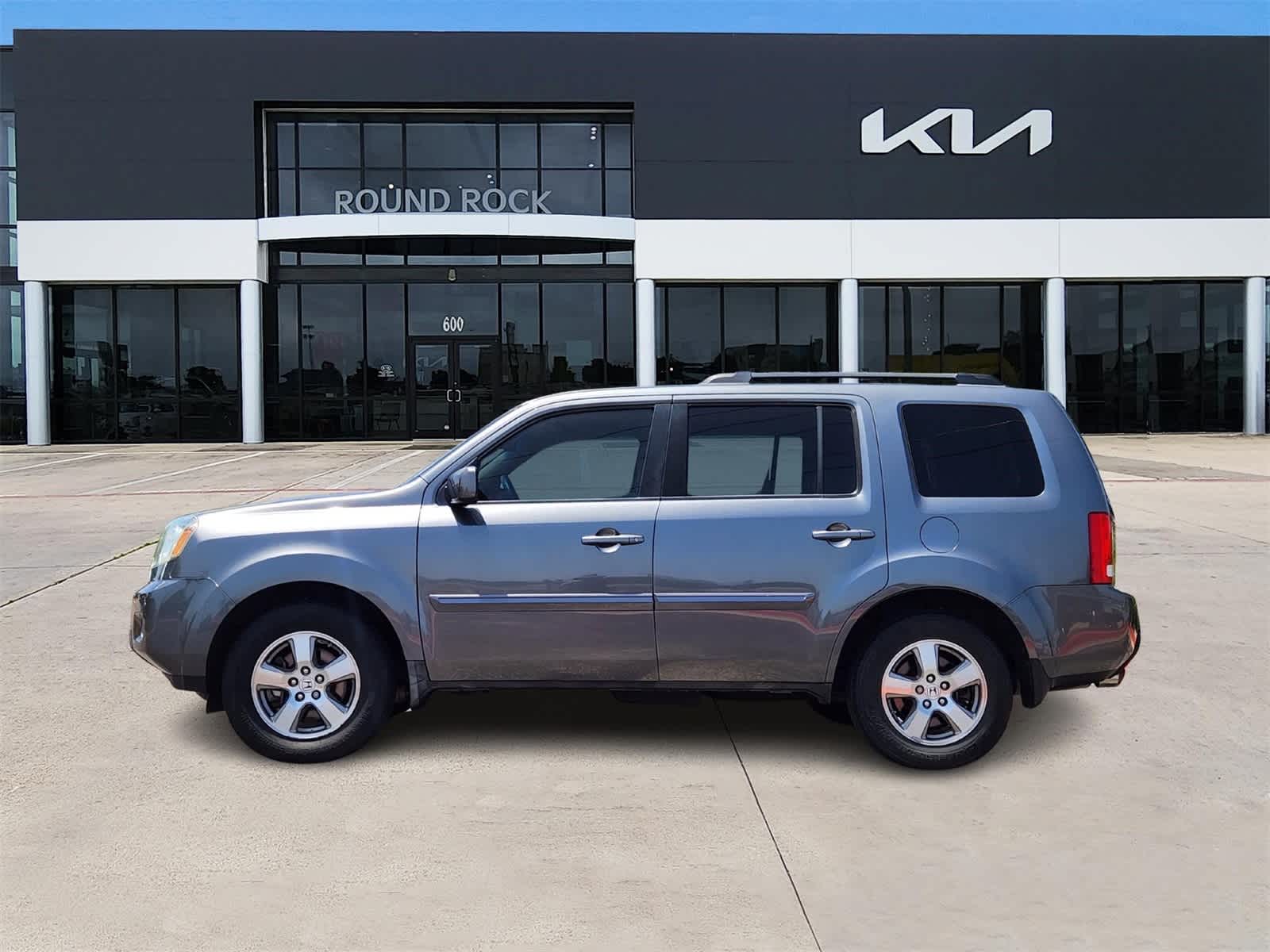 Thumbnail: 2010 Honda Pilot - 4