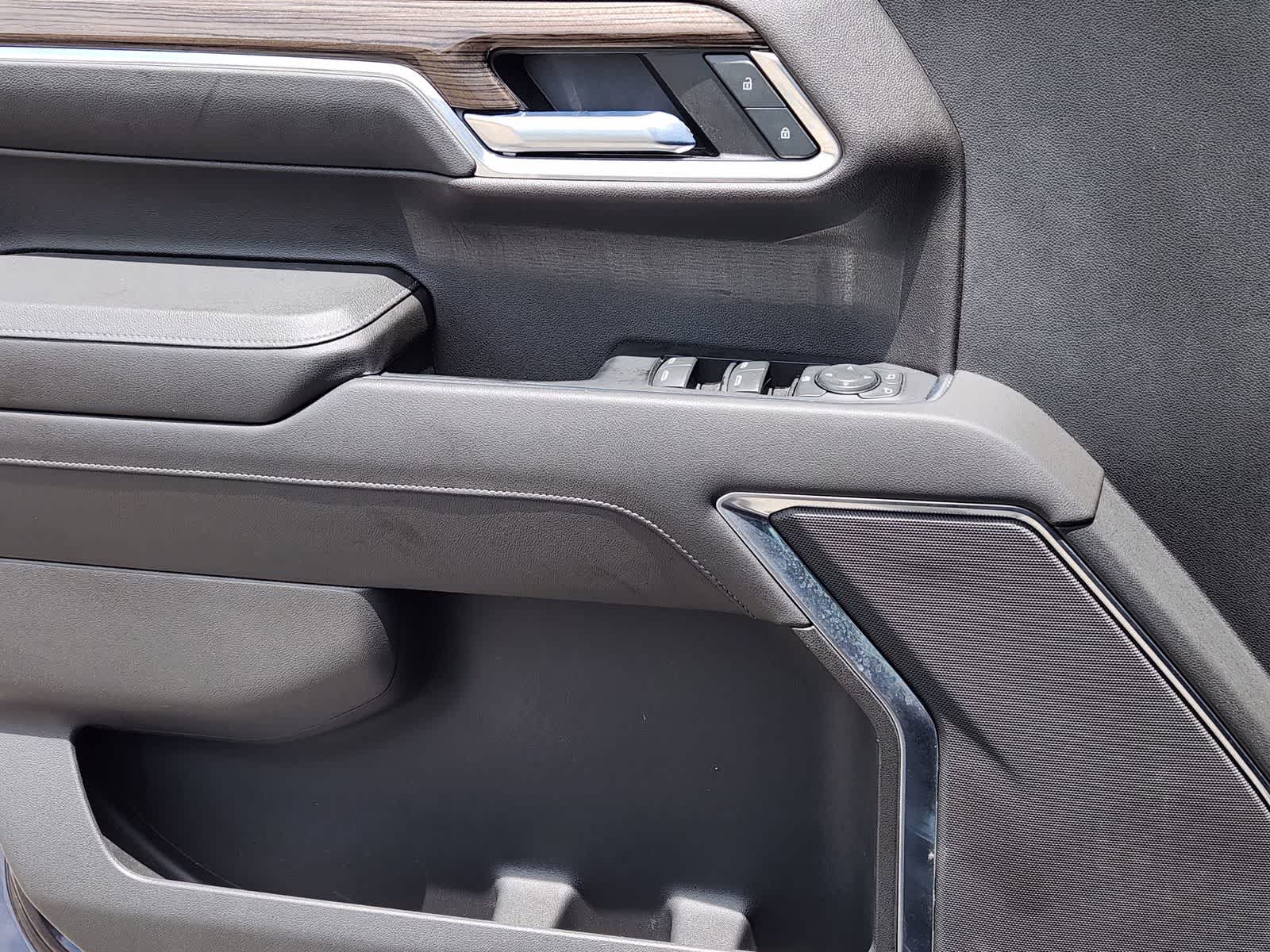 Thumbnail: 2022 Chevrolet Silverado 1500 - 21