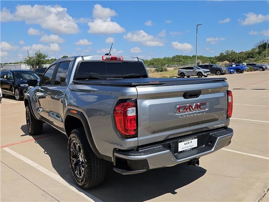 Used 2024 GMC Canyon Elevation 4x2 Crew Cab 5 ft. box 131 in. WB