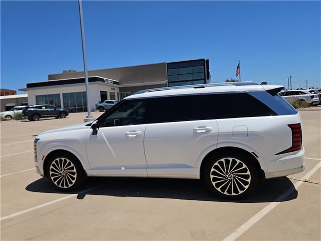 Used 2026 Hyundai Palisade Calligraphy Front-Wheel Drive