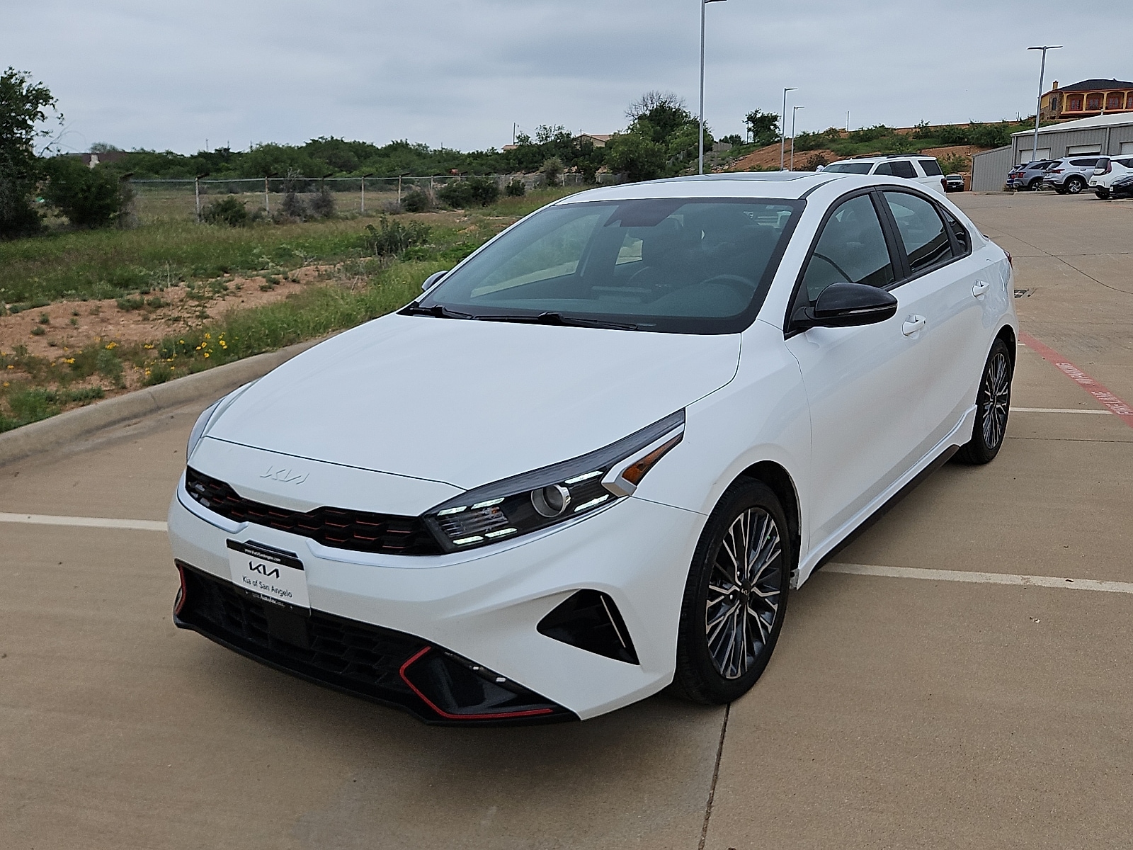 2024 Kia Forte GT-Line AT's photo