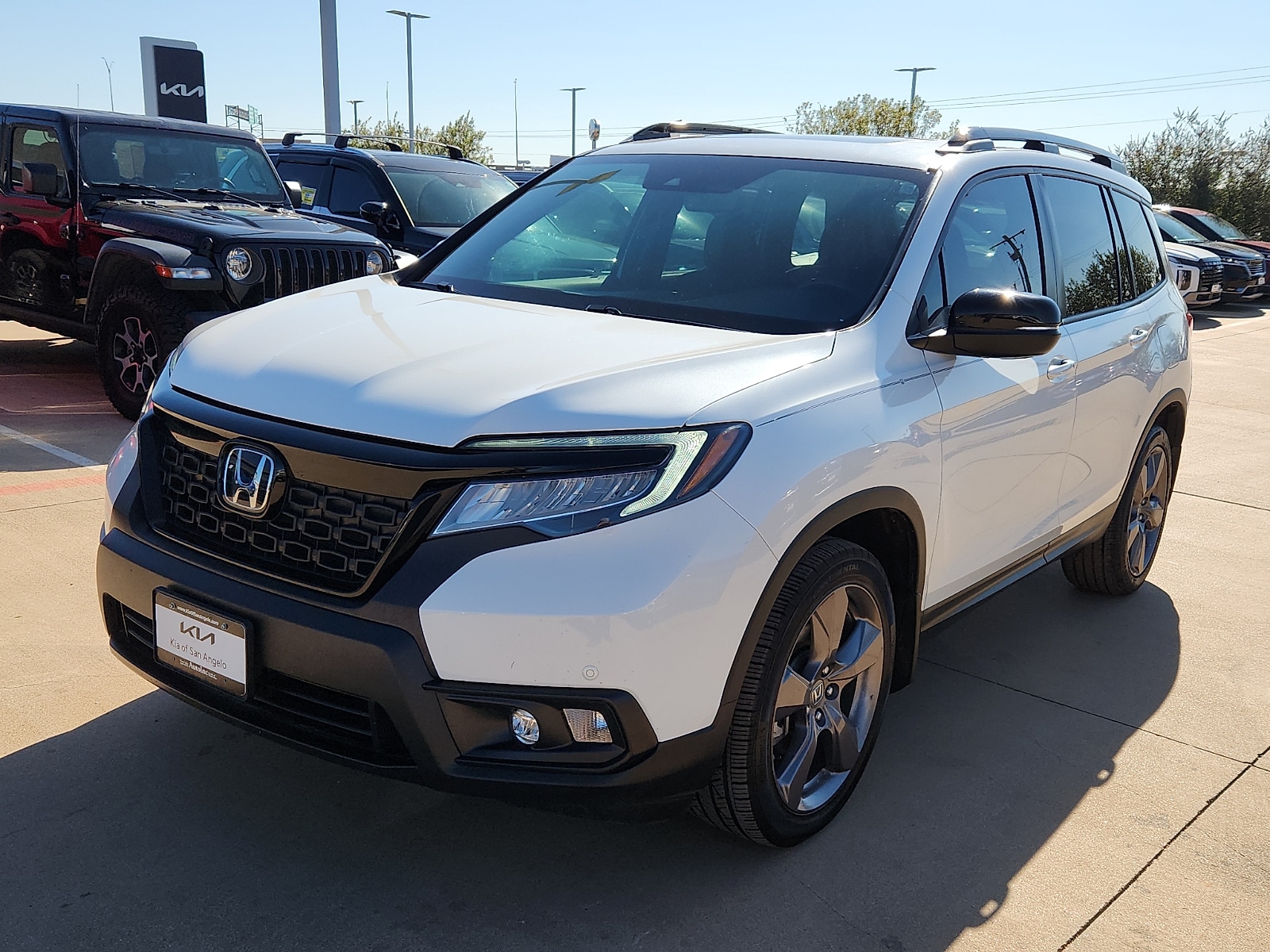 2021 Honda Passport Touring's photo