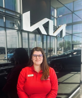 Staff member Lacey Blackburn from ID_d5c771999499