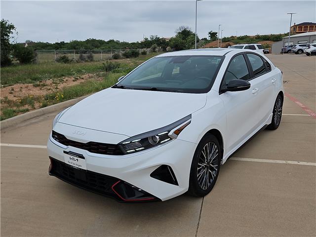2024 Kia Forte GT-Line AT's photo