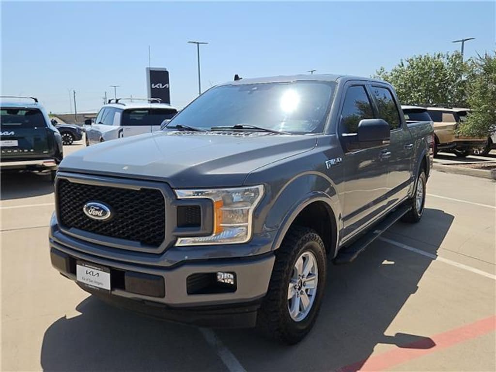 Used 2019 Ford F-150 XLT 4x2 SuperCrew Cab Styleside 5.5 ft. box 145 in
