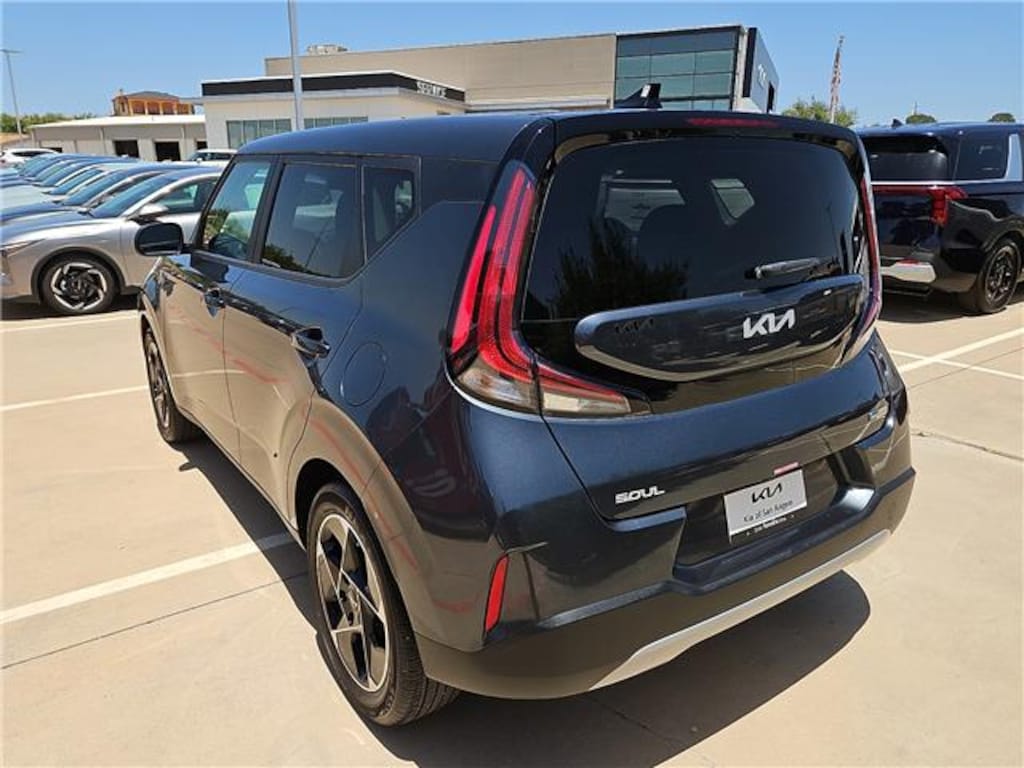 Used 2025 KIA Soul EX (IVT) Hatchback