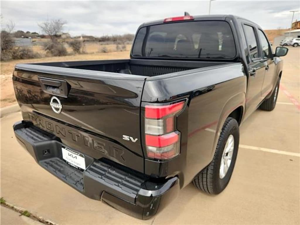 Used 2024 Nissan Frontier SV (A9) 4x2 Crew Cab 5 ft. box 126 in. WB