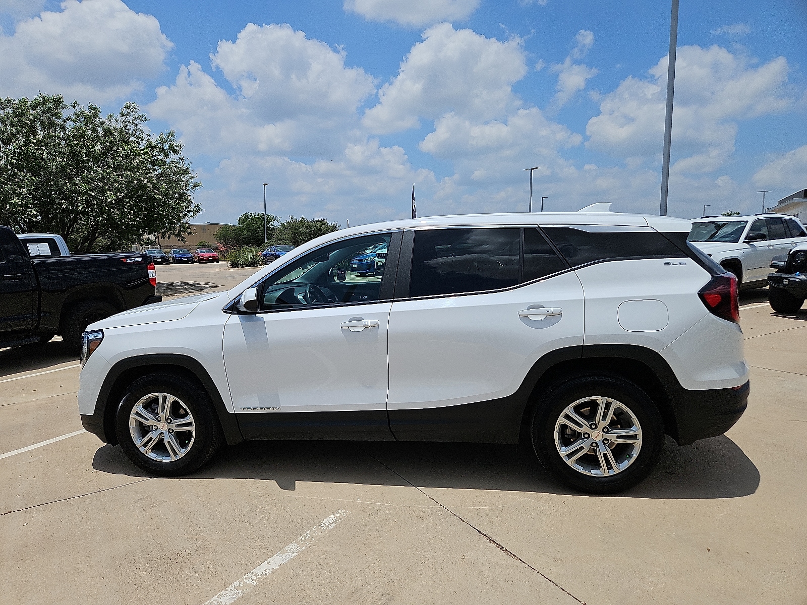 Used 2024 GMC Terrain SLE with VIN 3GKALMEG8RL112378 for sale in San Angelo, TX