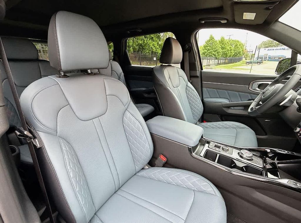 2025 Kia Sorento SX Prestige - Photo 36