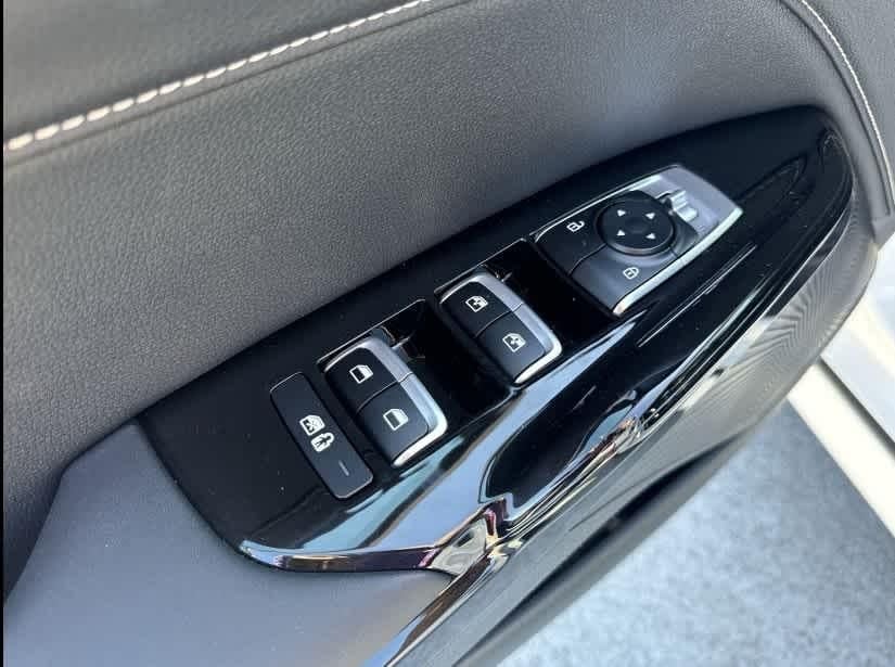 2026 Kia K5 GT-Line - Photo 11