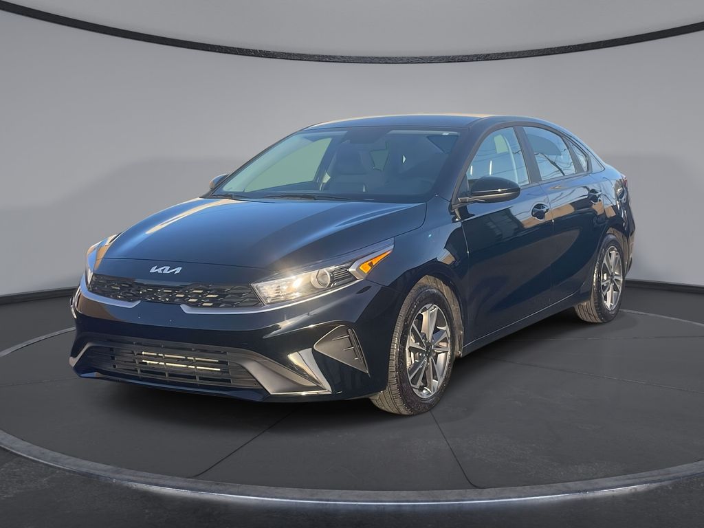 2024 Kia Forte LXS's photo